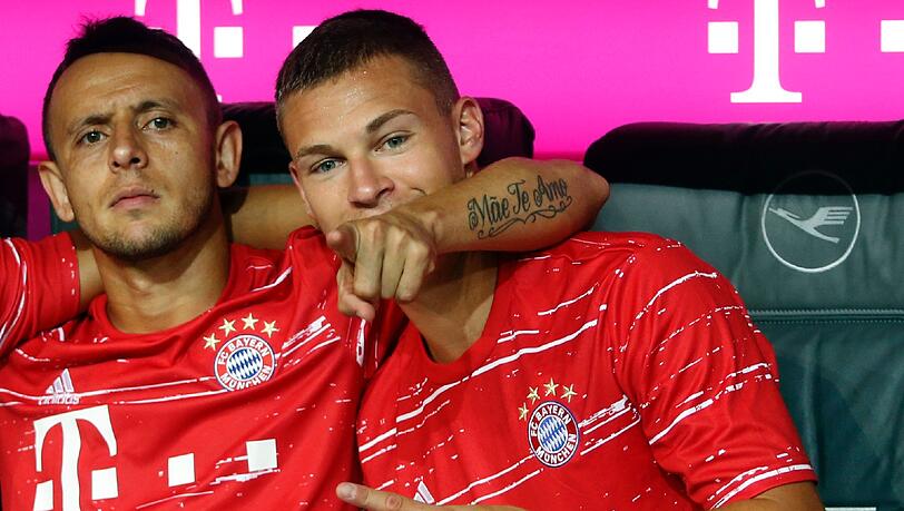 Verstehen sich gut: Rafinha (l.) und Joshua Kimmich. Verstehen sich gut: Rafinha (l.) und Joshua Kimmich.