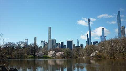 Der Blick auf die New Yorker Skyline aus dem Central Park.