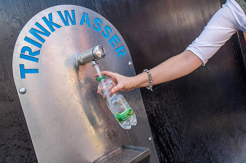 An zehn Brunnen können Wiesn-Besucher quellfrisches Trinkwasser zapfen. An zehn Brunnen können Wiesn-Besucher quellfrisches Trinkwasser zapfen.