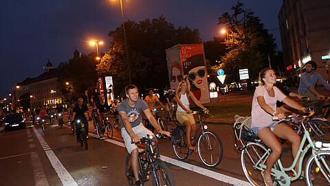 Am Samstag gehörte München wieder den Radfahrern. Die Bilder der diesjährigen Radlnacht.