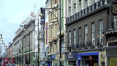 Londons Oxford Street lädt zum Einkaufsbummel Londons Oxford Street lädt zum Einkaufsbummel
