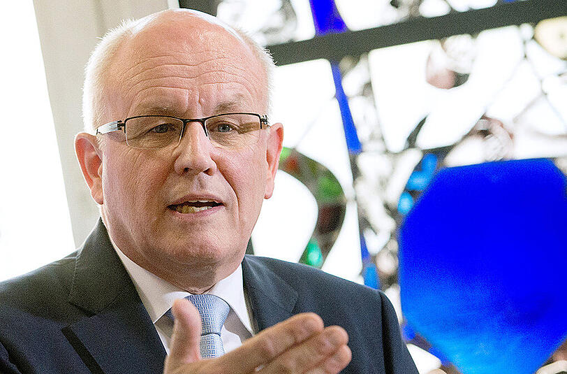Der Unions-Fraktionsvorsitzende Volker Kauder sorgt in der Fraktion für großen Unmut.