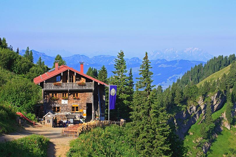Zu den ersten Berghütten, die geöffnet haben, gehört unter anderem das Staufner Haus im Allgäu.