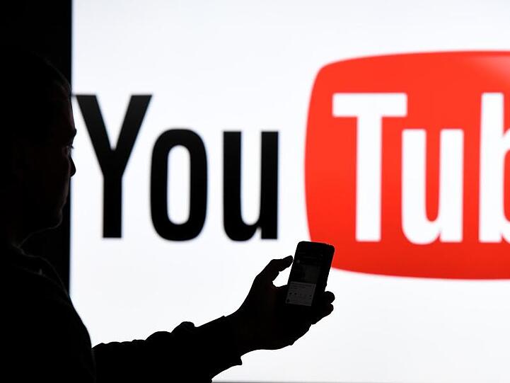 Seit anderthalb Jahrzehnten gibt es Youtube. Was mit einem banalen Tiervideo begann, ist heute ein Milliardengeschäft.