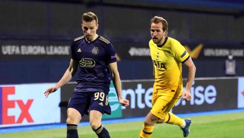 Harry Kane (r) schied mit Tottenham Hotspur in Zagreb aus.