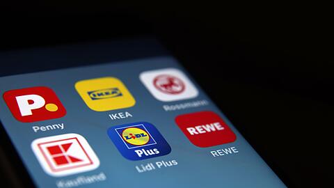 Viele Lebensmittelh&auml;ndler setzen auf Apps, um Kunden fester an sich zu binden.