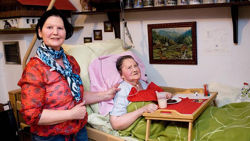 Traute Romanenko und Ihre Mutter Christine Wursthorn Traute Romanenko und Ihre Mutter Christine Wursthorn
