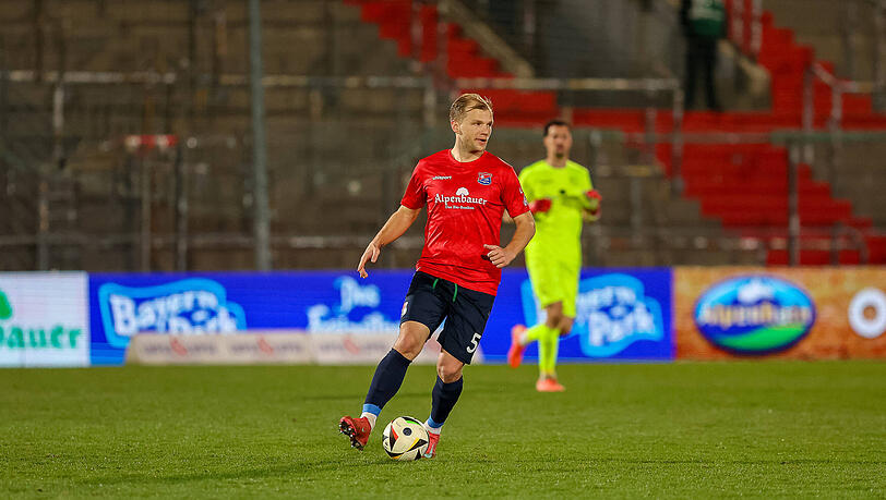 Johannes Geis und die Spielvereinigung Unterhaching haben nur noch Außenseiterchancen auf den Klassenerhalt. Johannes Geis und die Spielvereinigung Unterhaching haben nur noch Außenseiterchancen auf den Klassenerhalt.