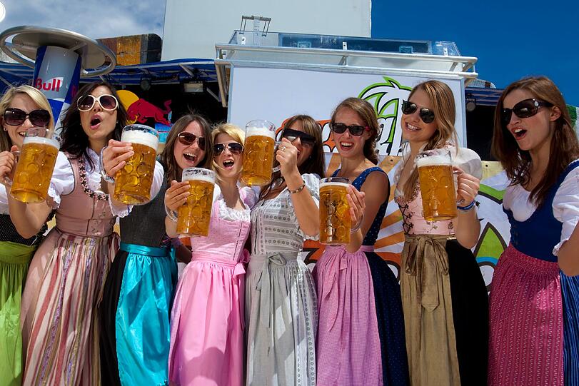Spring Break Europe 2014 startet! Die heiße Party am Strand in Kroatien - die besten Bilder...