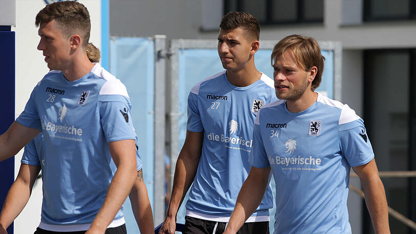 Semi Belkahia (Mitte)
Rückennummer 27
Position: Innenverteidiger
Voriger Verein: VfR Garching
Alter: 19