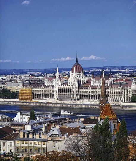 Budapest/Parlament.
