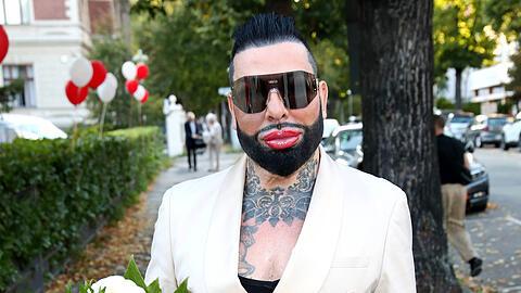 Harald Glööckler zeigt sich immer öfter an der Seite eines jungen Influencers.