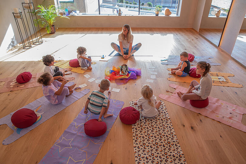 Familienresort Buchau - hier k&ouml;nnen kleine Yogis gro&szlig;e Posen machen.