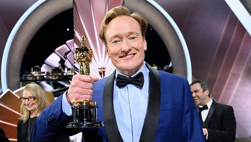 Conan O'Brien f&uuml;hrt auch 2026 durch die Oscarverleihung.