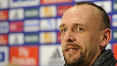 Holger Stanislawski, der Trainer des FC St. Pauli,