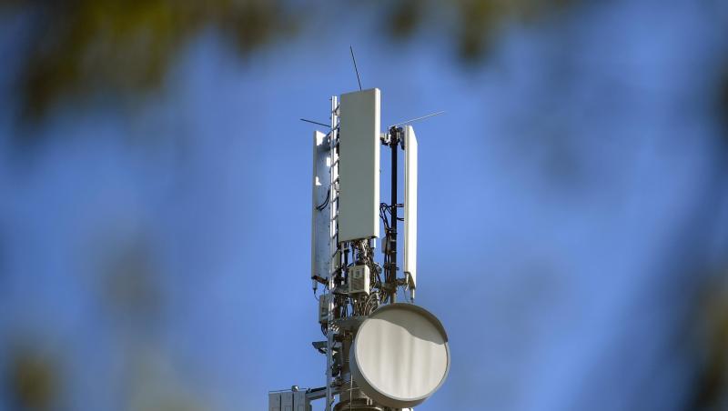 "5G-Skeptiker" sollen von der Notwendigkeit von Sendemasten überzeugt werden.