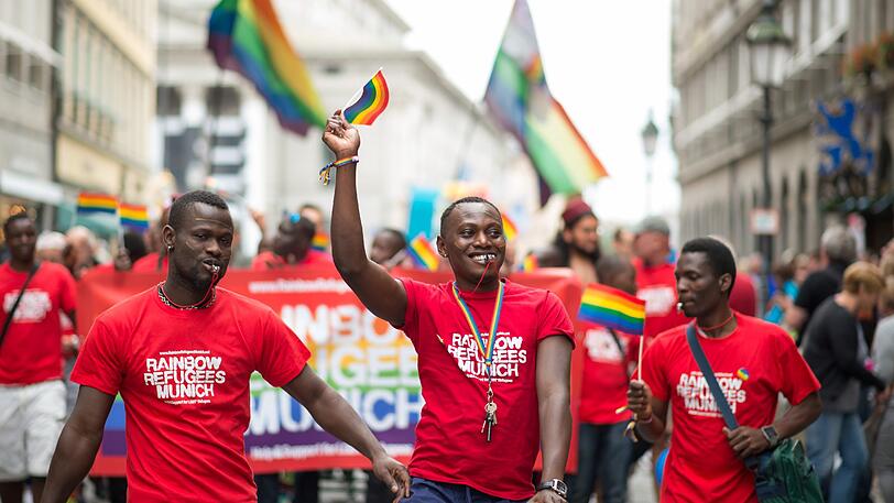 Mitglieder der "Rainbow Refugees Munich"