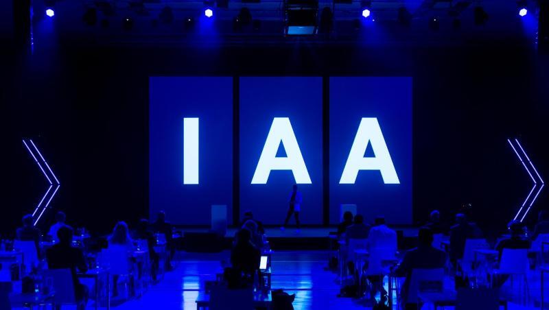 Ungeachtet der Absage des Oktoberfests soll die Internationale Automobilausstellung IAA im September in München wie geplant stattfinden.