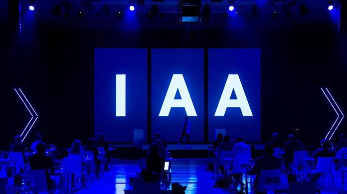 Ungeachtet der Absage des Oktoberfests soll die Internationale Automobilausstellung IAA im September in München wie geplant stattfinden.