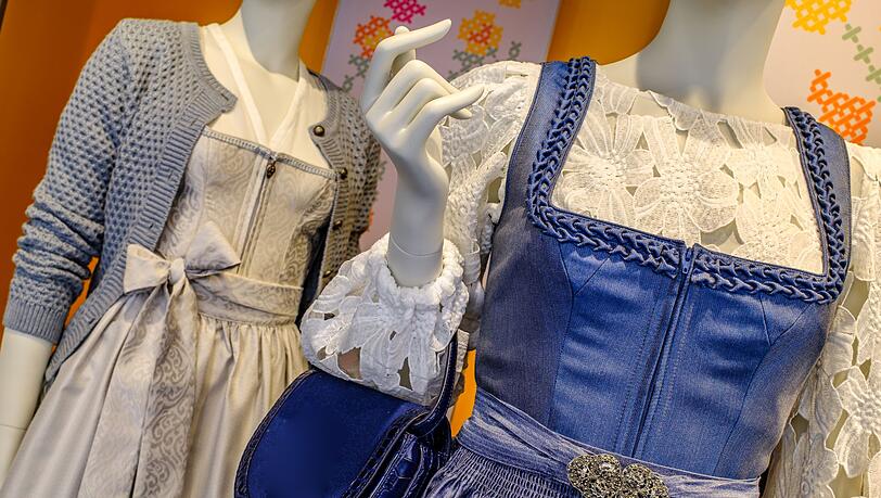 Augen auf beim Dirndl-Kauf! Prüfen Sie den Händler vor der Bestellung. Augen auf beim Dirndl-Kauf! Prüfen Sie den Händler vor der Bestellung.