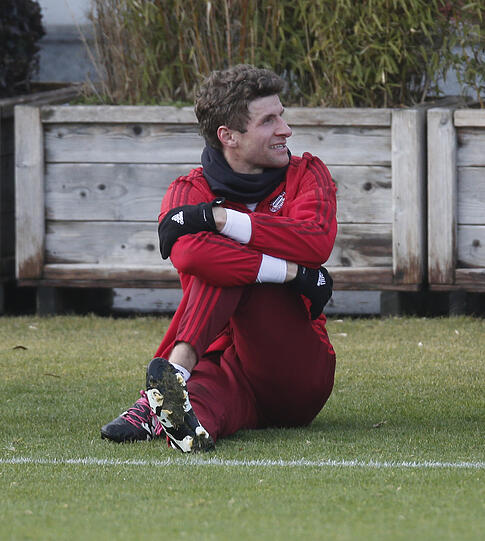 Bilder vom Abschlusstraining des FC Bayern vor dem Abflug nach Katar.