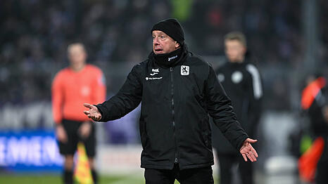 Hat den TSV 1860 in ruhigere Fahrgew&auml;sser gef&uuml;hrt: Trainer Markus Kauczinski.