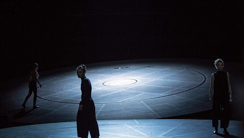 "Die Perser" im Landestheater. "Die Perser" im Landestheater.