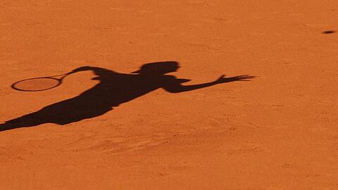 Neun deutsche Tennisprofis stehen beim Münchner ATP-Turnier im Hauptfeld &ndash; ernst aber wird es für die heimischen Hoffnungsträger frühestens am Dienstag.