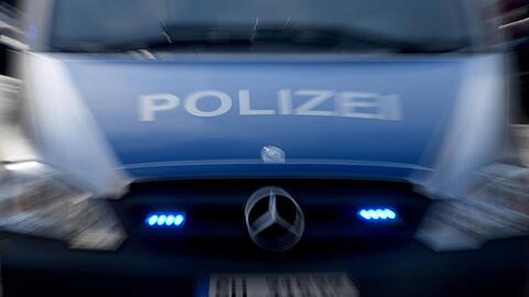 Rund 30 Einsatzkräfte waren wegen der Versammlung im Einsatz. (Symbolbild)