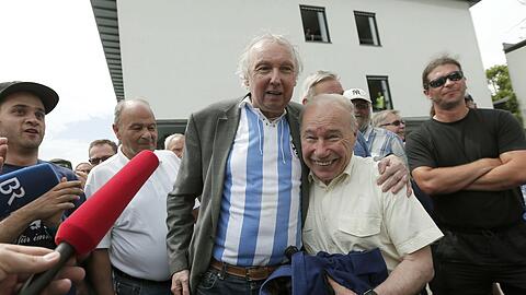 Im Protest vereint: Allesfahrer Franz Hell und Kult-Trainer Karsten Wettberg