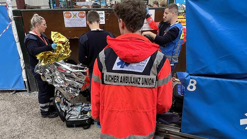 Am Freitag mussten zwei Schwestern binnen weniger Minuten ins Sanitätszentrum gebracht werden.