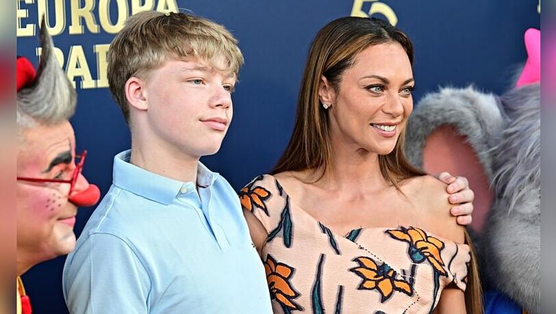 Glückliches Mutter-Sohn-Gespann: Lilly Becker und der 15-jährige Amadeus leben sich gerade in Düsseldorf ein.