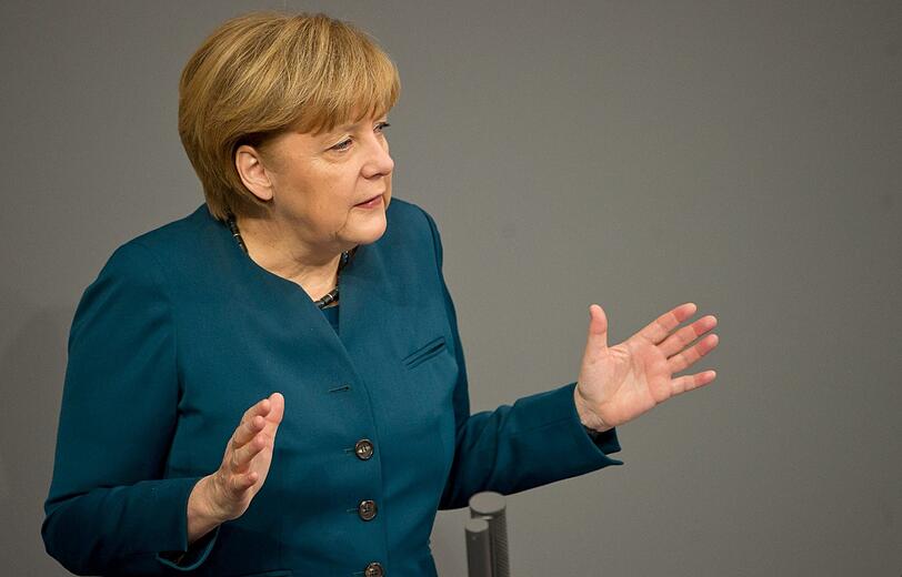 Bundeskanzlerin Angela Merkel gibt im Bundestag ihre erste Regierungserklärung der neuen Legislaturperiode ab.