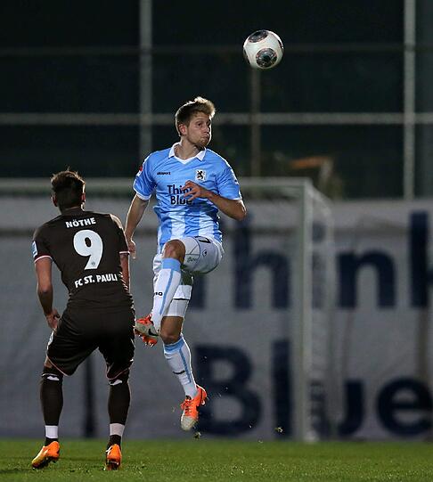 Weitere Bilder vom Testspiel der Löwen gegen St. Pauli.
