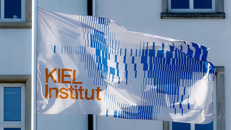 Der "Kiel Report" des Kieler Instituts für Weltwirtschaft und des Stockholmer Institute of Transition Economics sieht Russlands Wirtschaft im "Endstadium". (Symbolbild) Der "Kiel Report" des Kieler Instituts für Weltwirtschaft und des Stockholmer Institute of Transition Economics sieht Russlands Wirtschaft im "Endstadium". (Symbolbild)