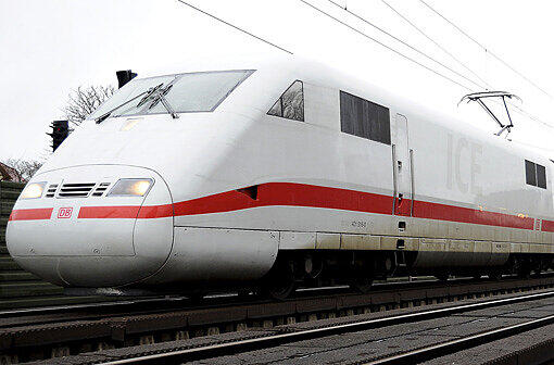 Es ist nicht das erste Mal, dass sich eine ICE-Tür während der Fahrt gelöst hat.