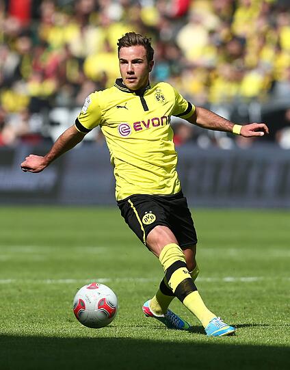 &bdquo;Mario Götze ist eines der größten Talente, das wir je hatten.&ldquo; 
(Matthias Sammer, damals Sportdirektor des DFB und heute 
Sportvorstand bei Bayern München im August 2010)