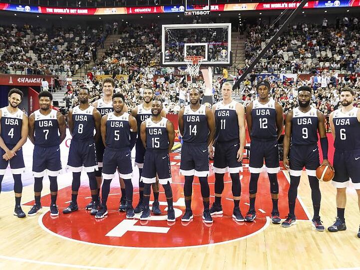 Das bei der WM enttäuschende Basketballteam der USA schloss das Turnier in China auf Rang sieben ab.