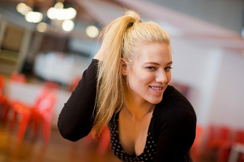 Larissa Marolt macht beim Tanztraining mit Massimo eine Top-Figur. Die Bilder!