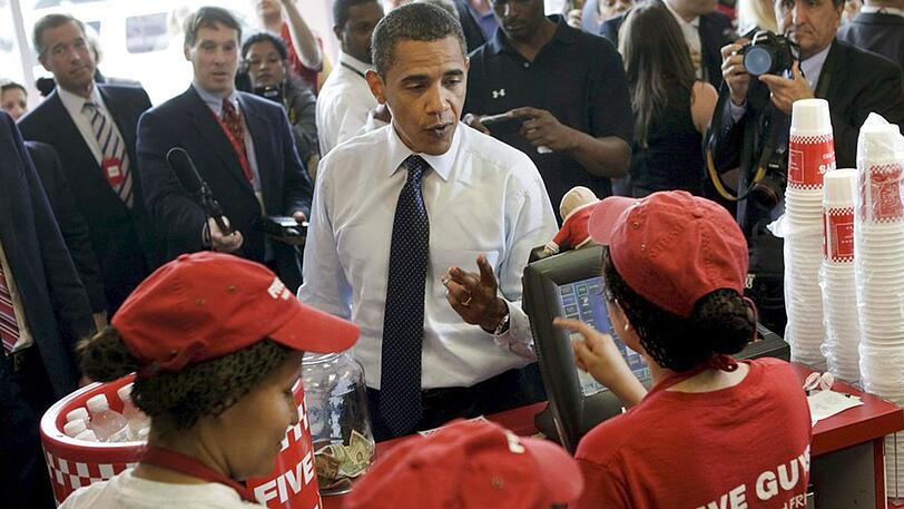 Der ehemalige US-Präsident Barack Obama zu Gast in einer Filiale der Burgerkette "Five Guys".
