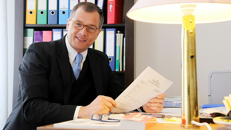 Dirk Köthe hat Ärger mit der Mietnebenkostenabrechnung. Die Hausverwaltung des Arztes verlangt mehr als ortsüblich ist &ndash; und will ihm nicht sagen, warum.