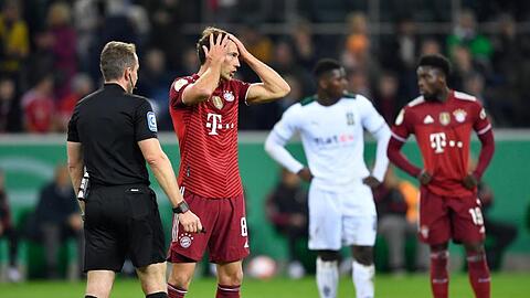Ein Einsatz von Bayerns Leon Goretzka (2.v.l.) gegen Union Berlin ist noch ungewiss.