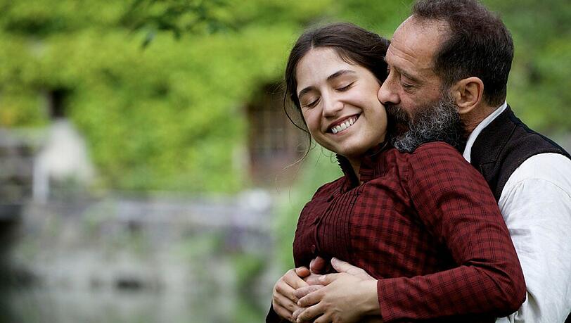 Camille Claudel (Izia Higelin) und Auguste Rodin (Vincent Lindon) sind nicht nur Kollegen, sondern zeitweise ein Paar.