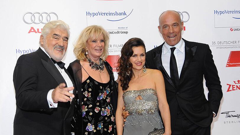 Mario und Monique Adorf mit Viktoria und Heiner Lauterbach beim 35. Deutscher Filmball in M&uuml;nchen