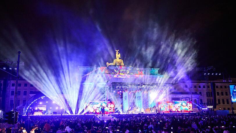 Zur Silvesterparty am Brandenburger Tor kamen jedes Jahr Zehntausende Menschen. (Archivfoto)