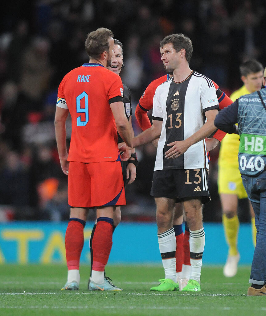FC Bayern Thomas Müller mit klarer Meinung zu Harry Kane