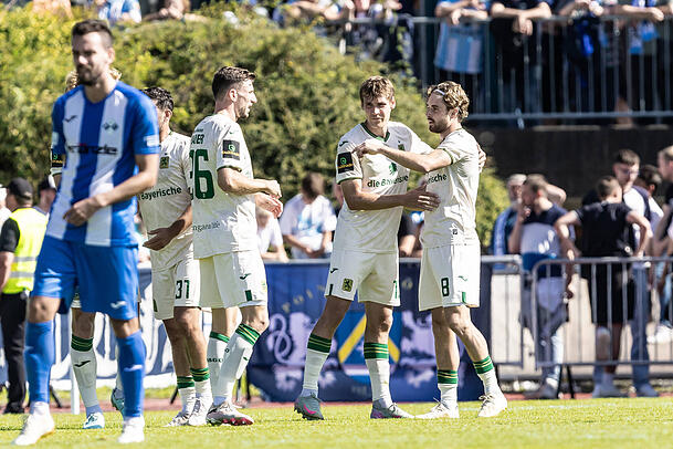 Max Christiansen und seine Teamkollegen durften dreimal in Illertissen jubeln. Max Christiansen und seine Teamkollegen durften dreimal in Illertissen jubeln.
