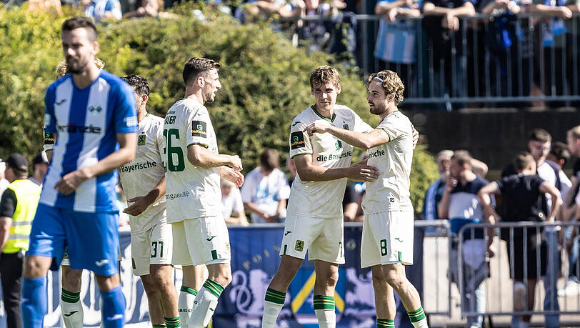 Max Christiansen und seine Teamkollegen durften dreimal in Illertissen jubeln. Max Christiansen und seine Teamkollegen durften dreimal in Illertissen jubeln.