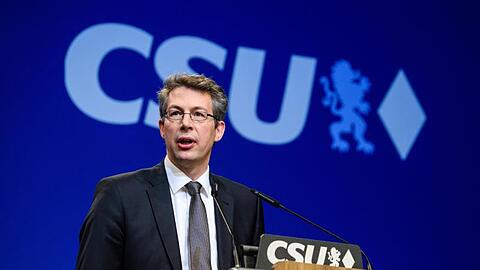Markus Blume, CSU-Generalsekretär, spricht auf einer Delegiertenversammlung. Foto: Matthias Balk/Archiv