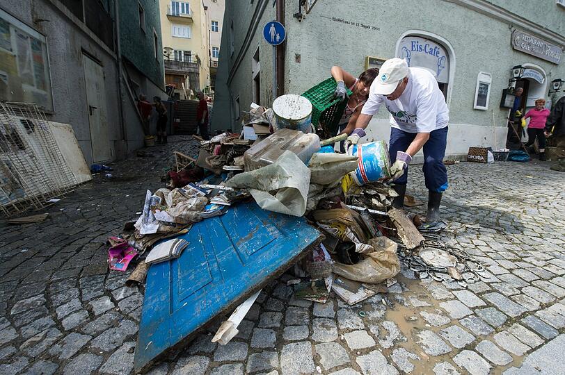 Aufräumarbeiten in Passau sind im Gange: Aktuelle Bilder von der sich langsam entspannenden Lage nach dem Hochwasser in Bayern